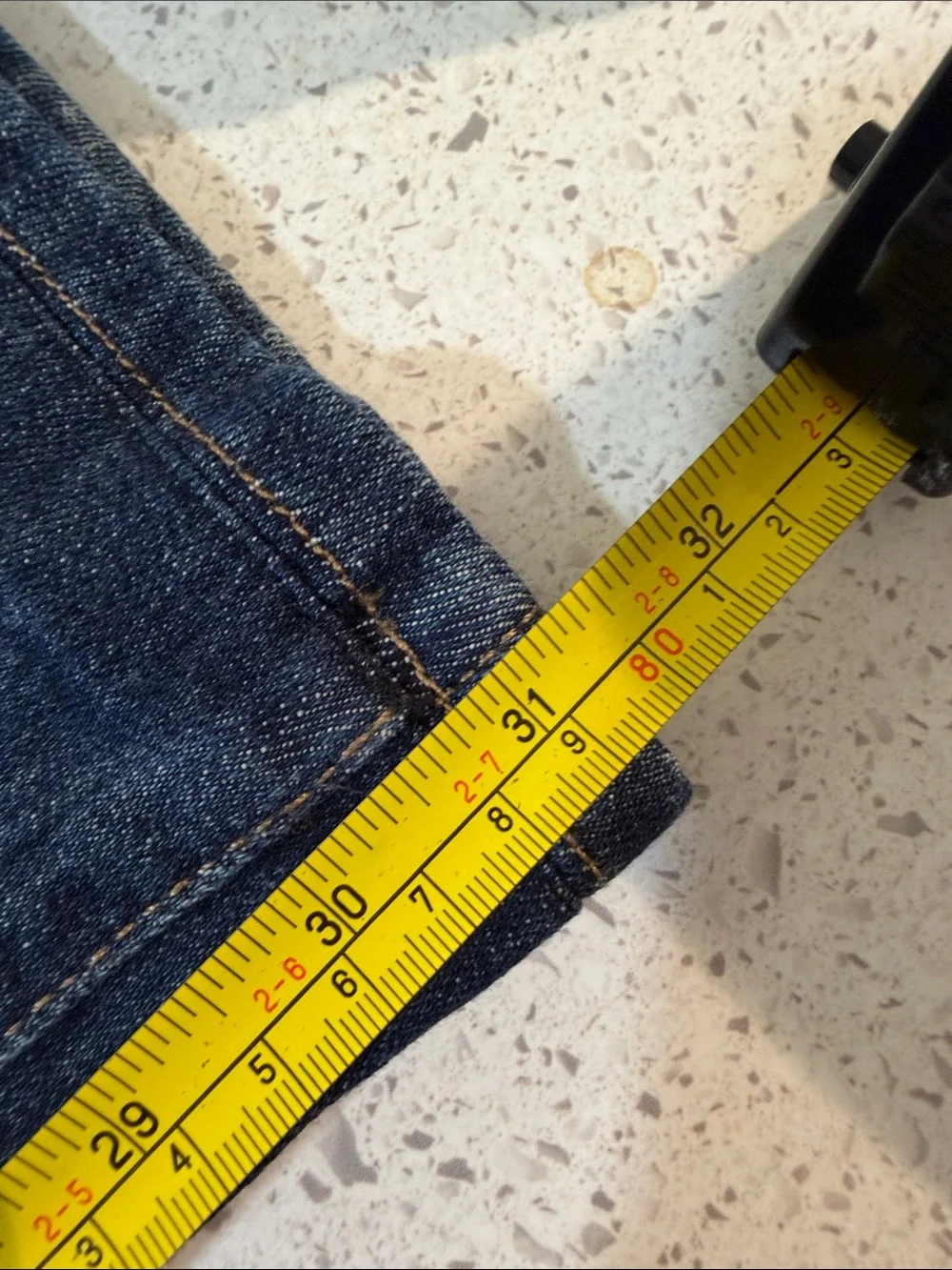 Vintage Joes HONEY FIT Dark Wash Flare Leg Jean Mid Rise Size 28 Stretch Retro